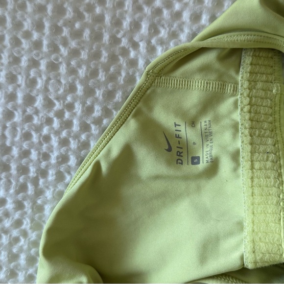 Nike Women's Swoosh Medium Support Padded Sports Bra - Limelight - Picture 4 of 4